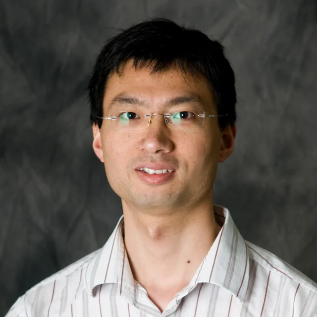Portrait of Professor Xiaowei Huang